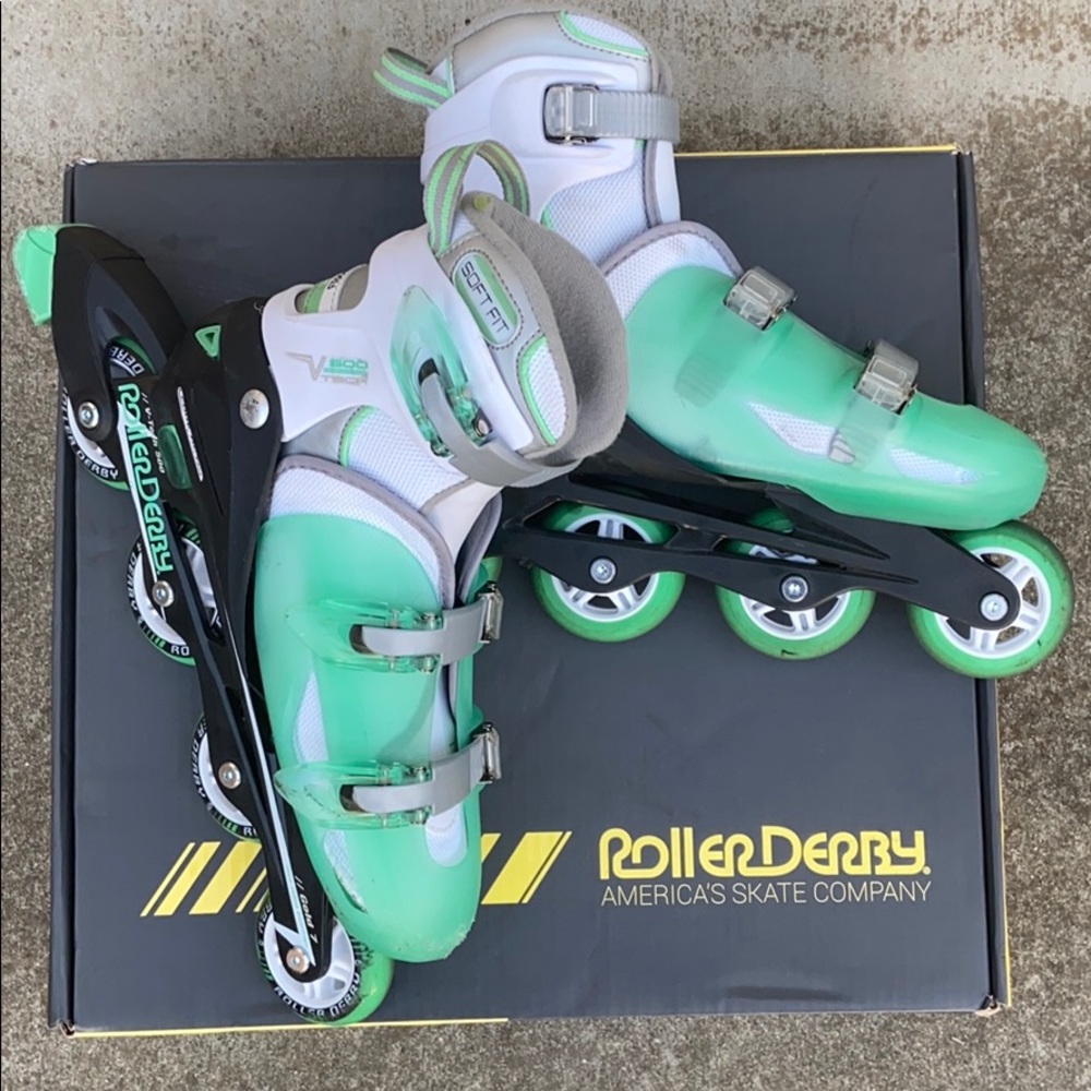 Roller Derby Women’s Adjustable Inline Skates